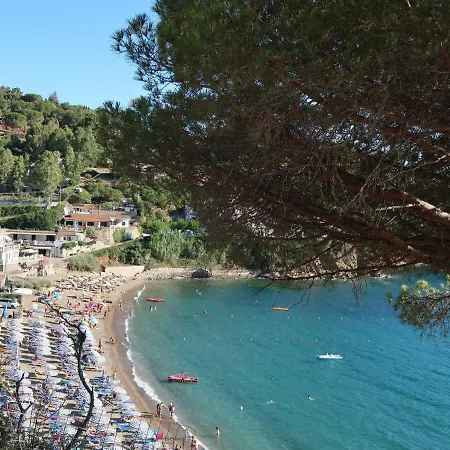 Giulia-1 By Interhome * קאפוליברי