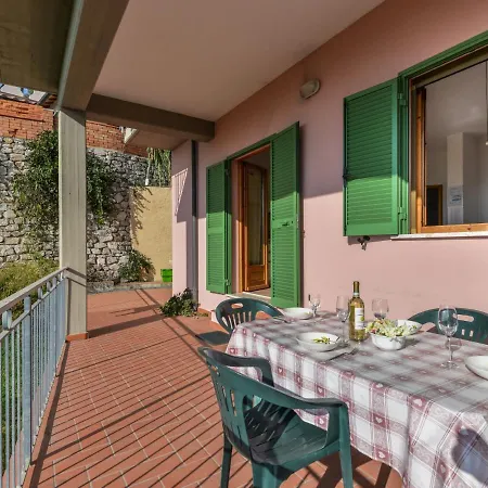 Giulia-1 By Interhome Lägenhet